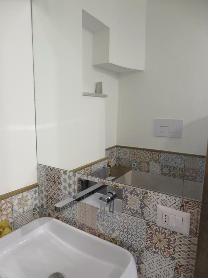 Napoli Suite Toledo 10 Exteriör bild