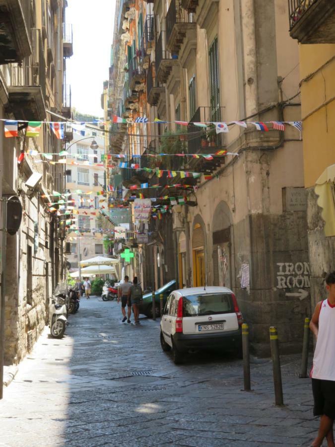 Napoli Suite Toledo 10 Exteriör bild