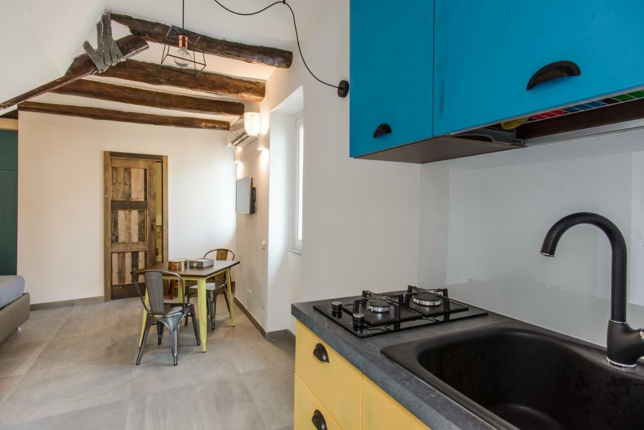 Napoli Suite Toledo 10 Exteriör bild
